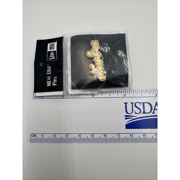 Lids New Era Fitted Hat Pin New Mint In Packaging - Picture 3 of 3